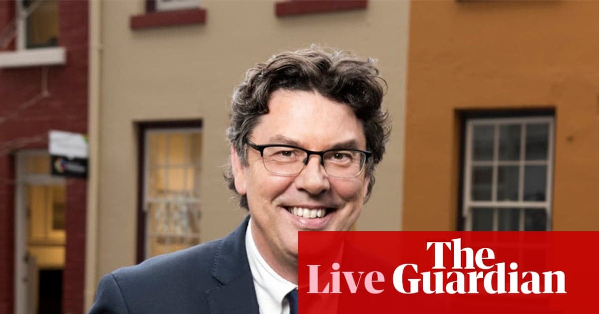Microsoft invierte 25 mil millones en IA; autoridades homenajean a Valentine