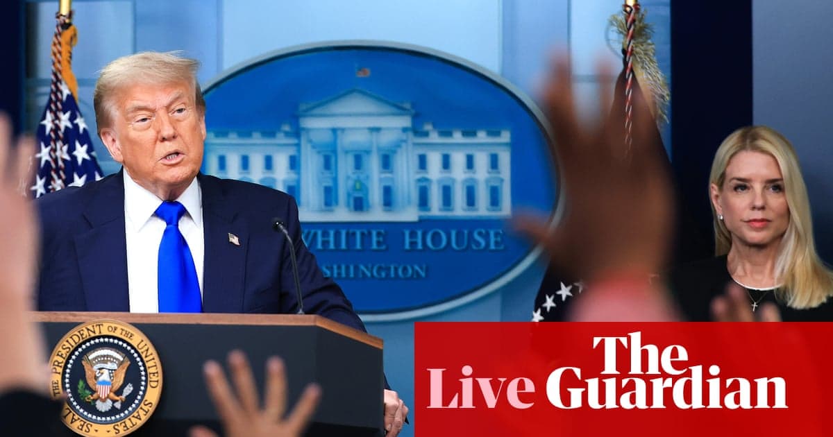 Trump alista más despidos tras la remoción de Pam Bondi