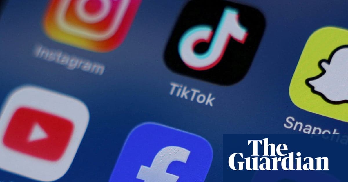 Estudio: Votantes Reform UK los menos expuestos a amigos en redes