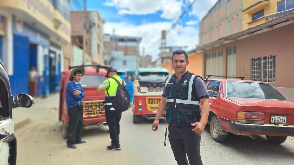 Municipalidad intensifica control a mototaxis en el centro de Huánuco