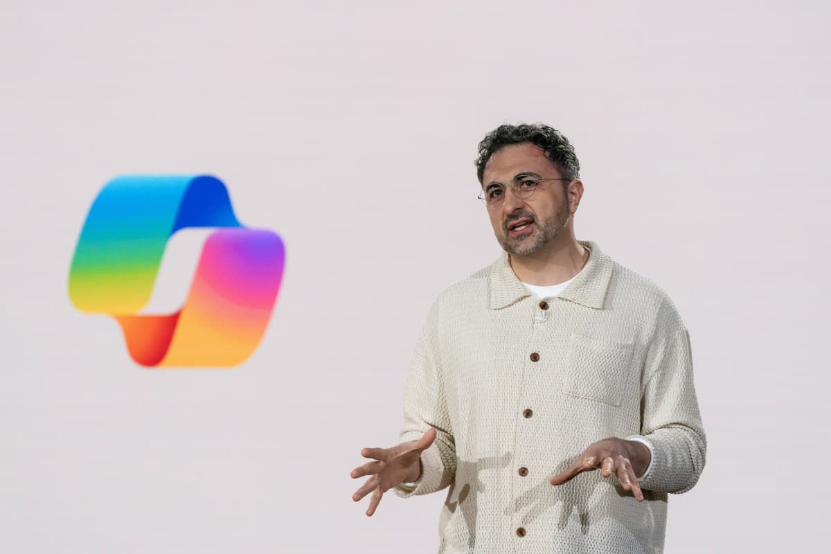 Microsoft ataca rivales IA con tres modelos innovadores