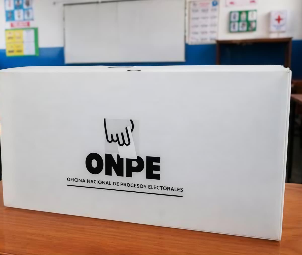ONPE y JNE enfrentan cuestionamientos tras denuncias sobre fallas en el sistema electoral