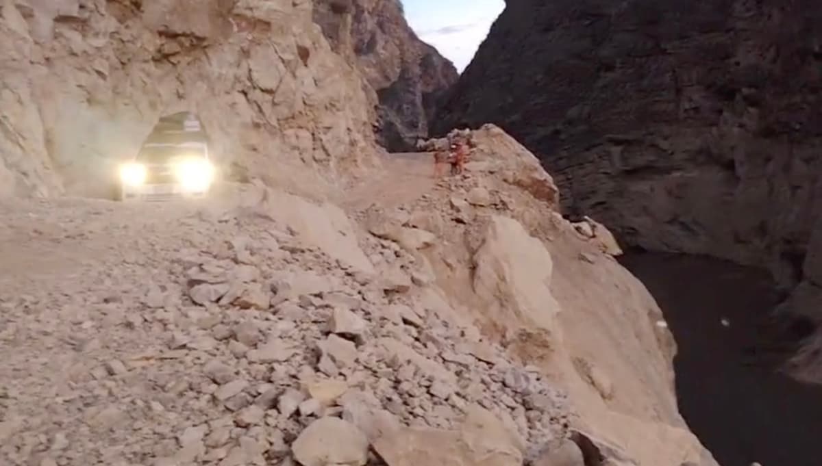 Garganta del Diablo reabre pase vehicular con tránsito precario al borde del abismo