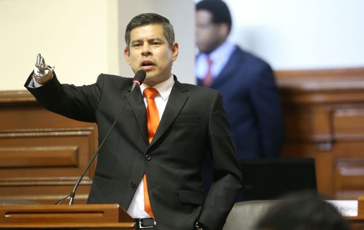 Luis Galarreta afirma entender a López Aliaga tras un suceso de 2021