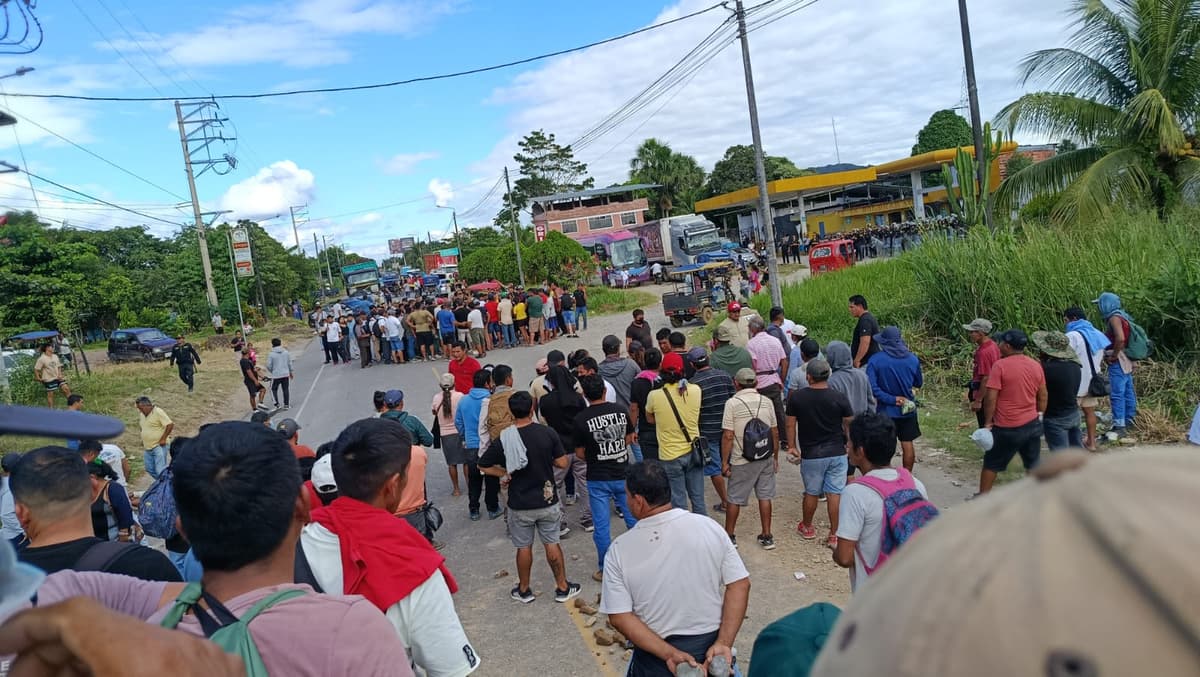 Productores arroceros bloquean la Fernando Belaúnde y exigen emergencia del sector