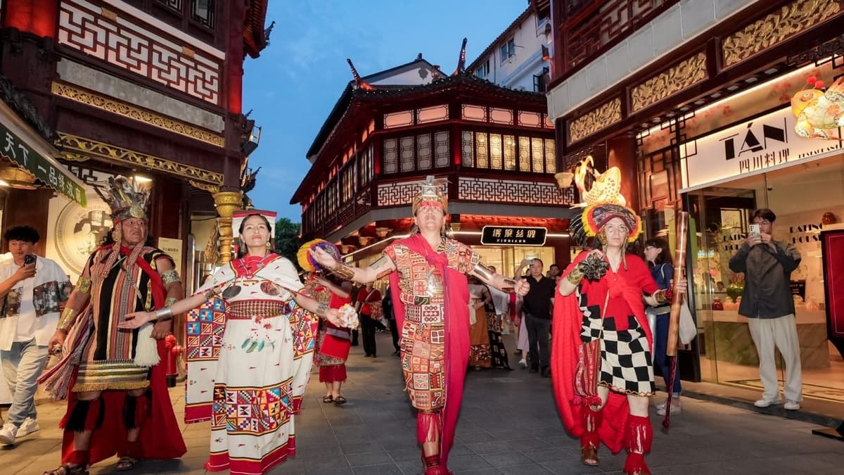Inti Raymi impacta a China con su tradicional celebración cultural