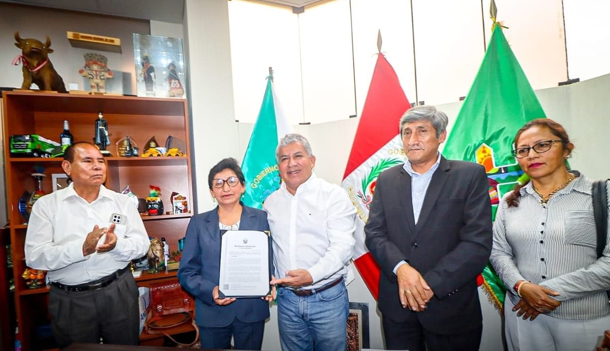 Instituto Felipe Huamán obtiene licenciamiento del Minedu en Dos de Mayo