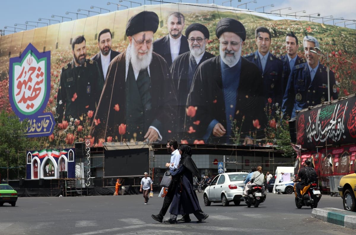Trump ve cerca pacto con Irán: alto el fuego reabre Ormuz