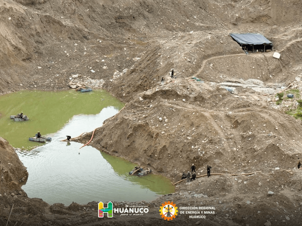 Intervienen maquinaria y dragas por minería ilegal en margen izquierda del río Marañón, en Huamalíes