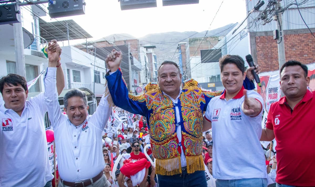 Jesús ''Koko'' Giles abre local de campaña y Perú Primero mide fuerza política en Huánuco
