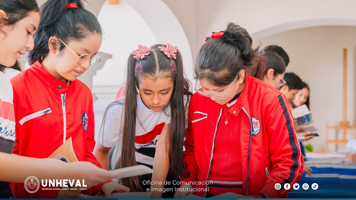 Unheval inaugura con éxito la III Feria del Libro 2026
