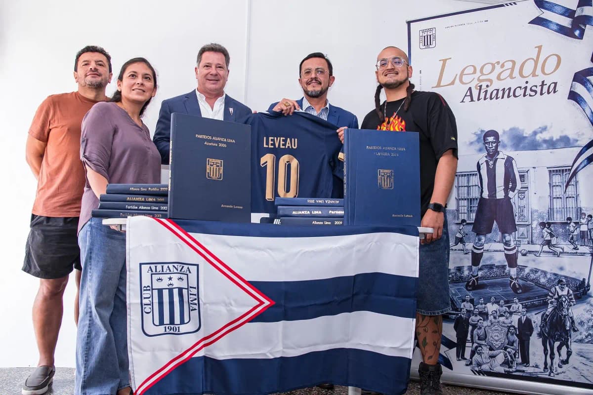 Alianza Lima adquiere la biblioteca del historiador Armando Leveau para preservar su legado