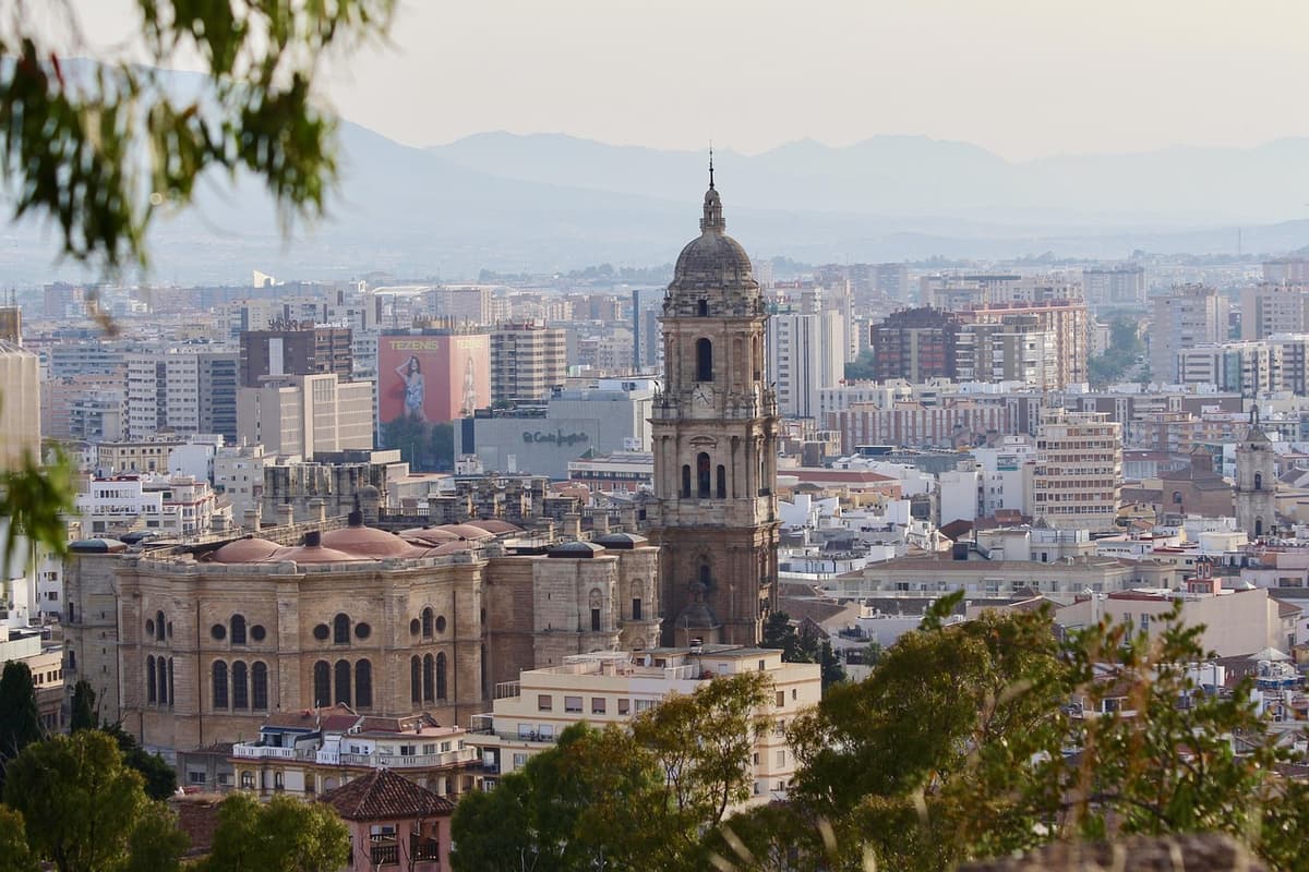 El Málaga regresa a Primera división ocho años después de su descenso