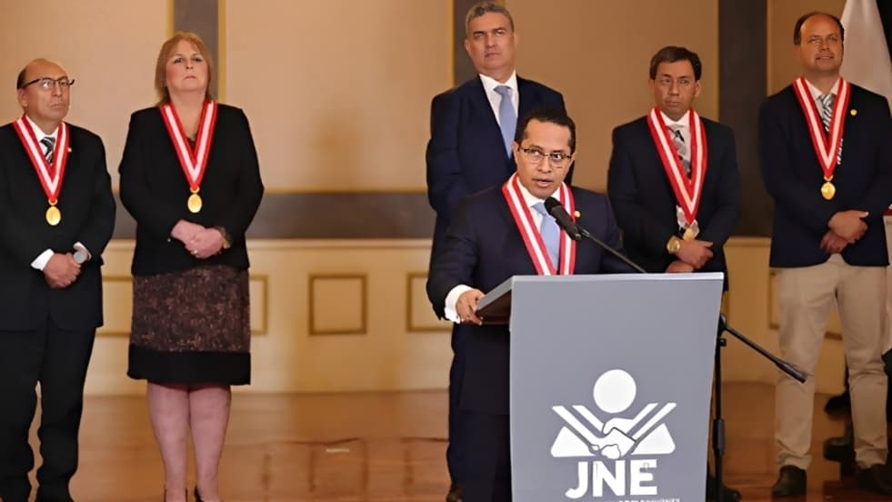 JNE oficializa resultados y proclama a nuevos senadores y parlamentarios andinos y locales