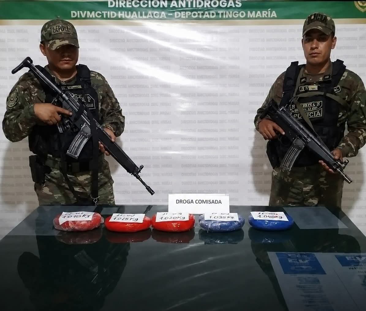 Decomisan más de 5 kilos de cocaína enviados como encomienda