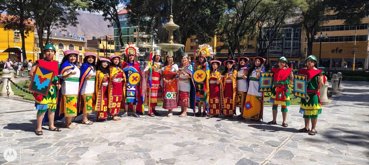 Inti Raymi llena de historia la Plaza de Armas con escenificación escolar