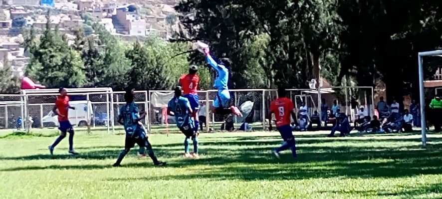 Bernabéu goleó y seis toman ventaja