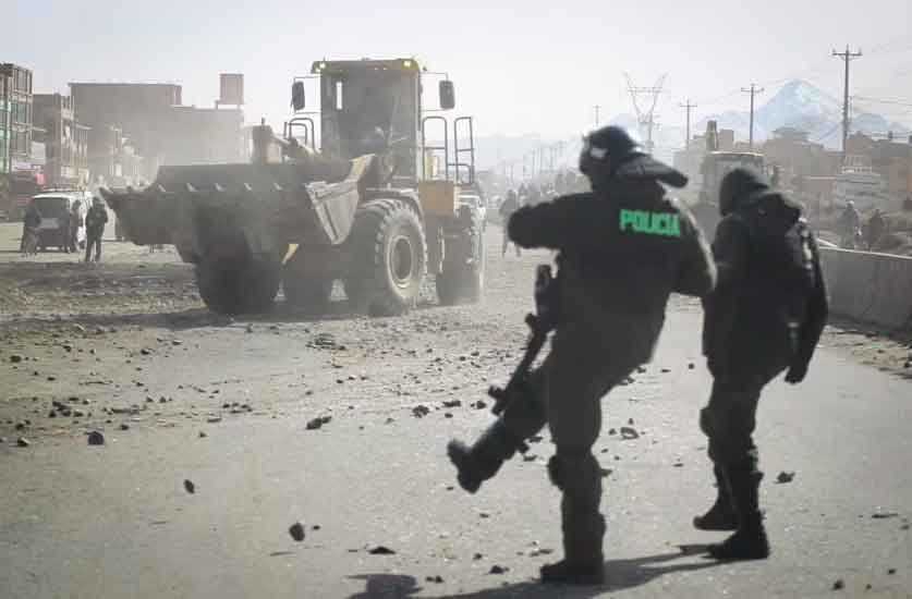 Bolivia comienza a desmantelar los bloqueos de protesta en el país