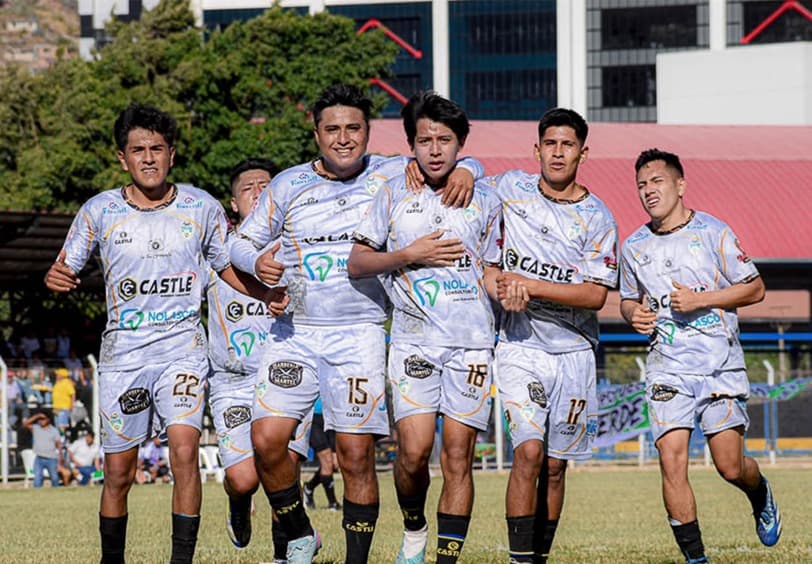 Ambo celebra con dos clasificados