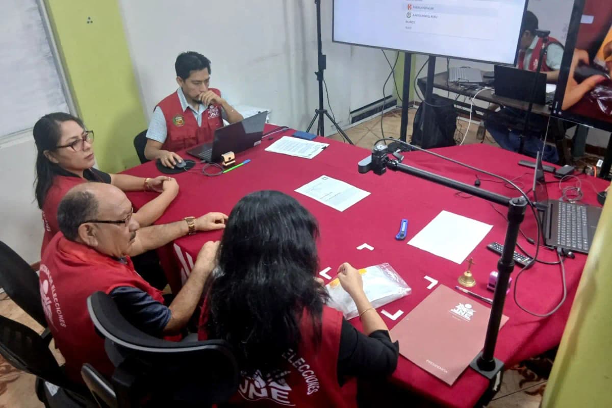 JEE Chanchamayo realizó recuento de votos de cuatro mesas impugnadas tras segunda vuelta