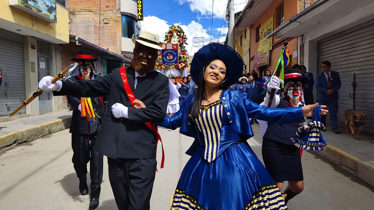 Fe y tradición reúnen a comunidad del Aurelio Cárdenas en La Unión
