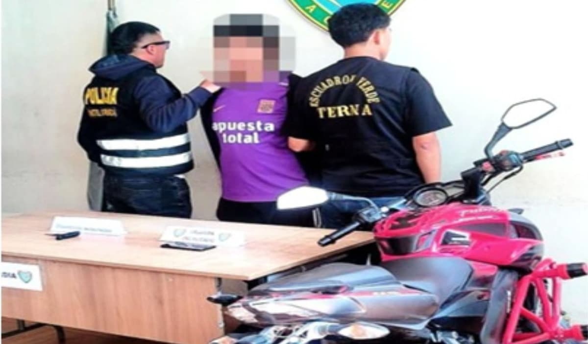 Alarma delató a “Peluquitas”: cayó manejando moto que habría sido robada
