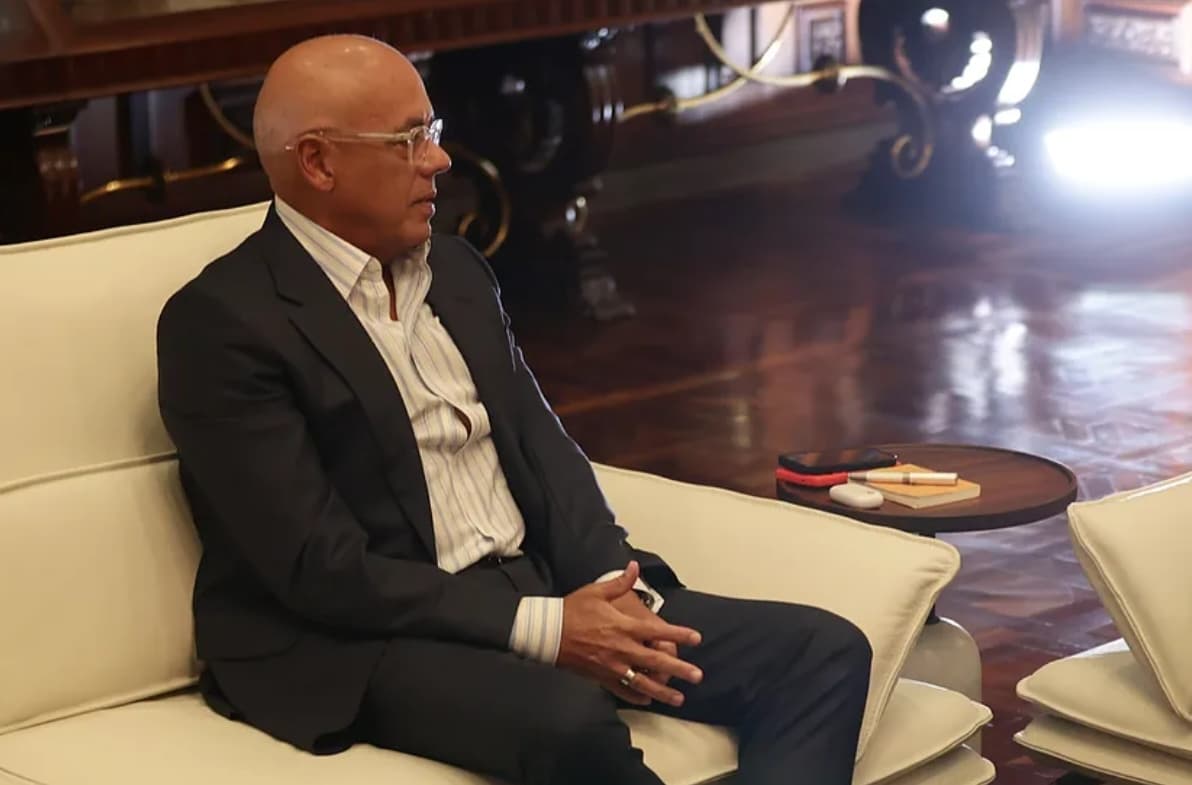 Venezuela inicia diálogo para definir ruta electoral con aval de Washington