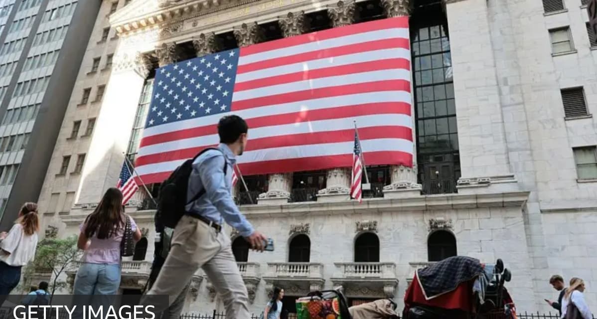 La economía de EE.UU. desafía los pronósticos y mantiene su liderazgo global