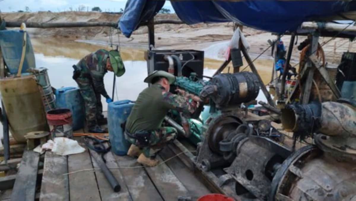 Destruyen campamentos mineros ilegales y decomisan S/ 64.5 millones en Madre de Dios