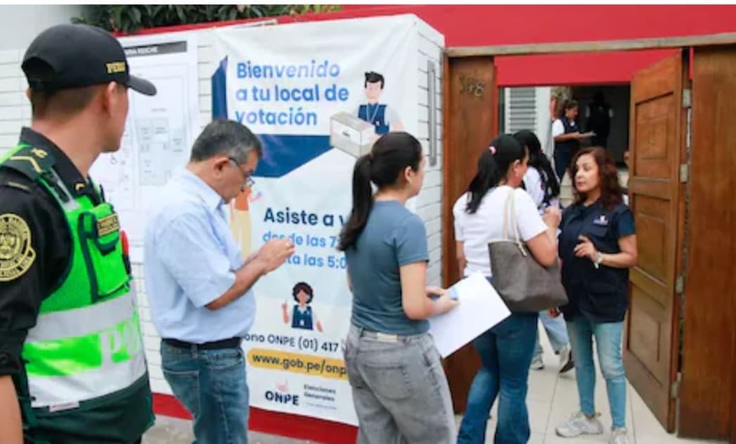 Minedu dispone uso de 10 mil colegios para segunda vuelta electoral