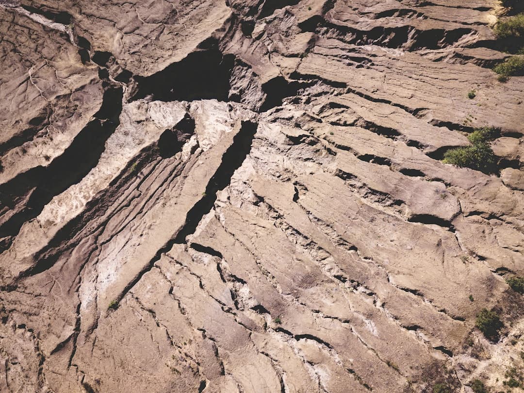 Ingemmet identifica grandes fallas geológicas y redefine la estratigrafía de Aguaytía