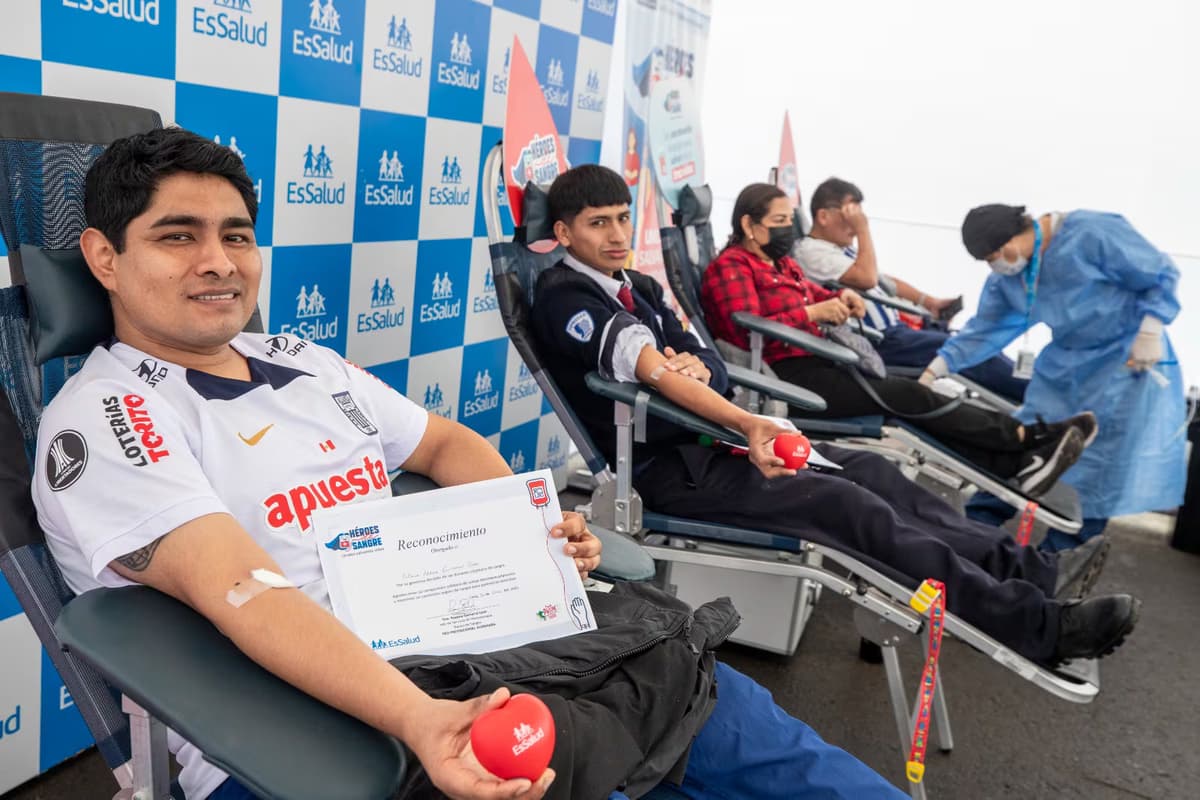 EsSalud y Alianza Lima se unen en donatón para captar 200 unidades de sangre