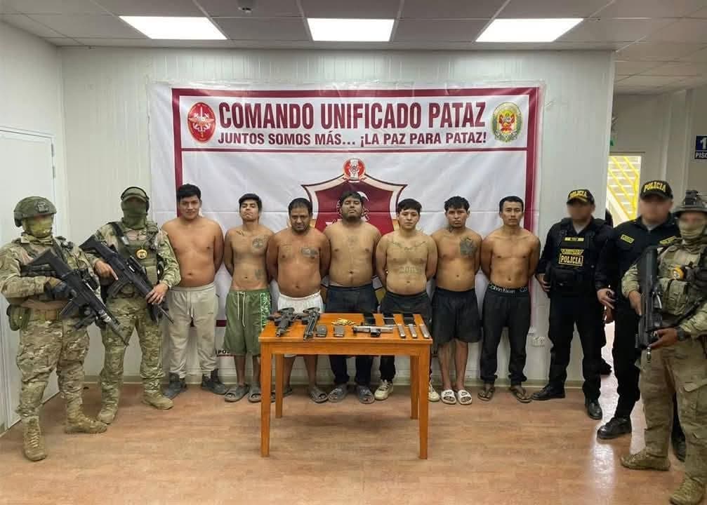 Incautan arsenal de guerra y detienen a 23 presuntos criminales en Pataz