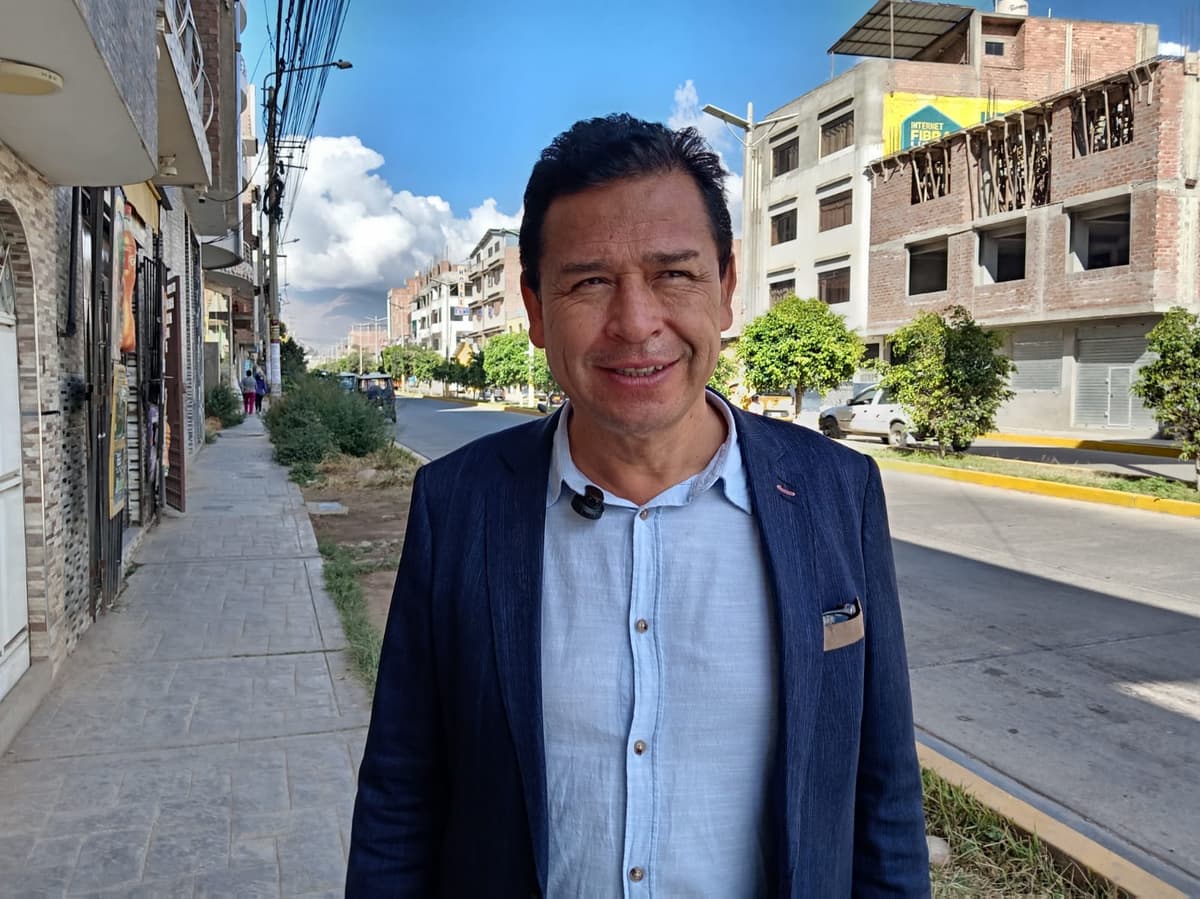 Espinoza pide a congresistas electos priorizar PTAR, carreteras y aeropuertos de Huánuco