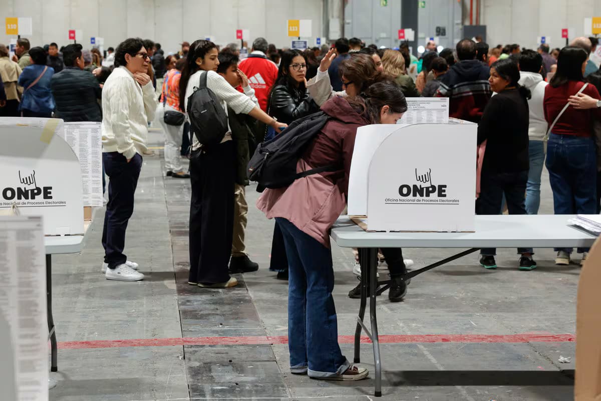 Transparencia rechaza acusaciones de fraude sin pruebas y el desconocimiento de resultados electorales