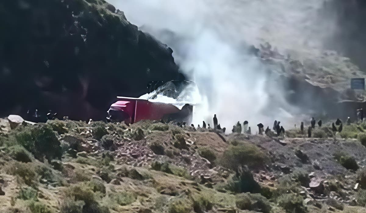 Camión con material electoral usado se incendia cuando retornaba a Lima