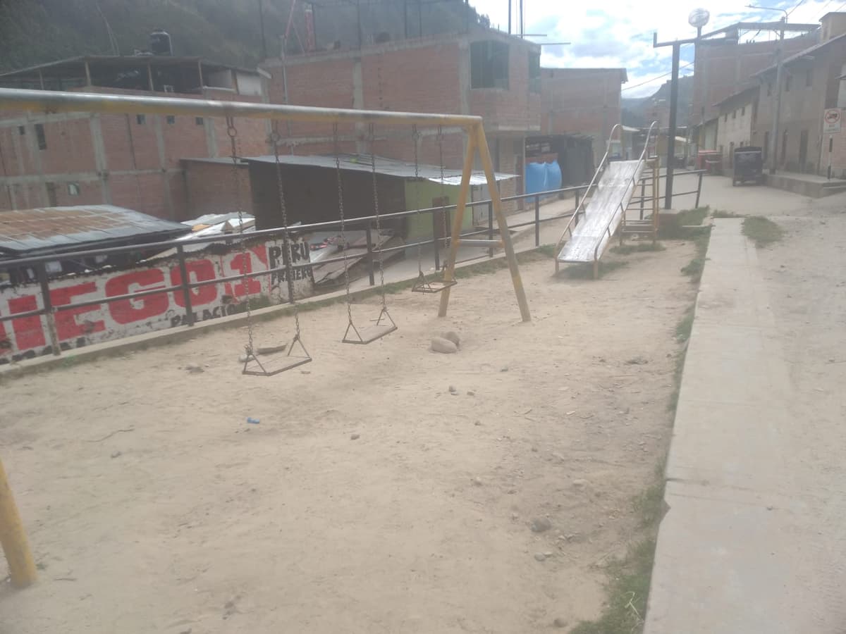 Abandono del parque Cantagallo alarma a vecinos de La Unión
