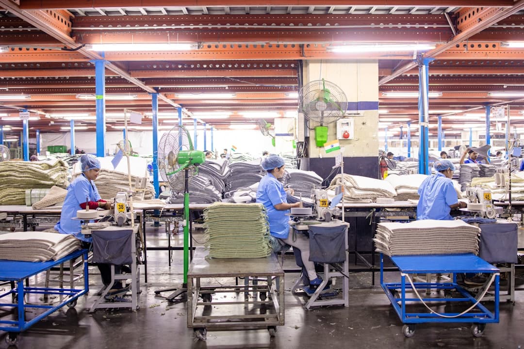 Ford y Geely acuerdan fabricar cuatro modelos en Valencia desde 2028
