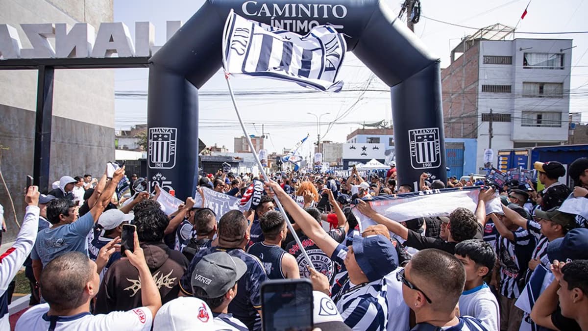 Alianza Lima inaugura el Boulevard Caminito Íntimo en homenaje a su historia