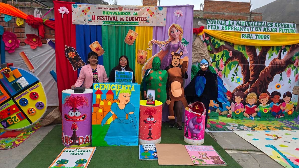 Festival de cuentos reúne a escolares de Ripán durante aniversario de Virgen del Carmen