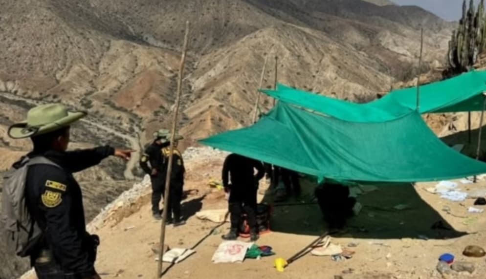 Desmantelan campamentos de presunta minería ilegal en Áncash
