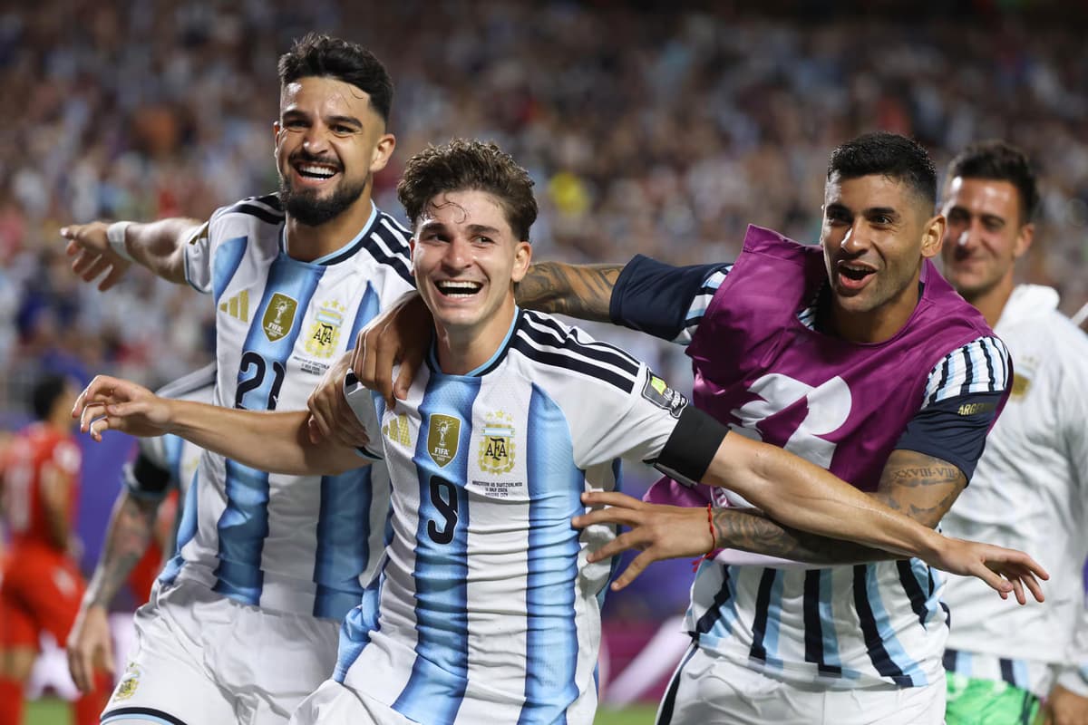 Julián Álvarez anota gol decisivo ante Suiza y clasifica a Argentina a semifinales del Mundial 2026