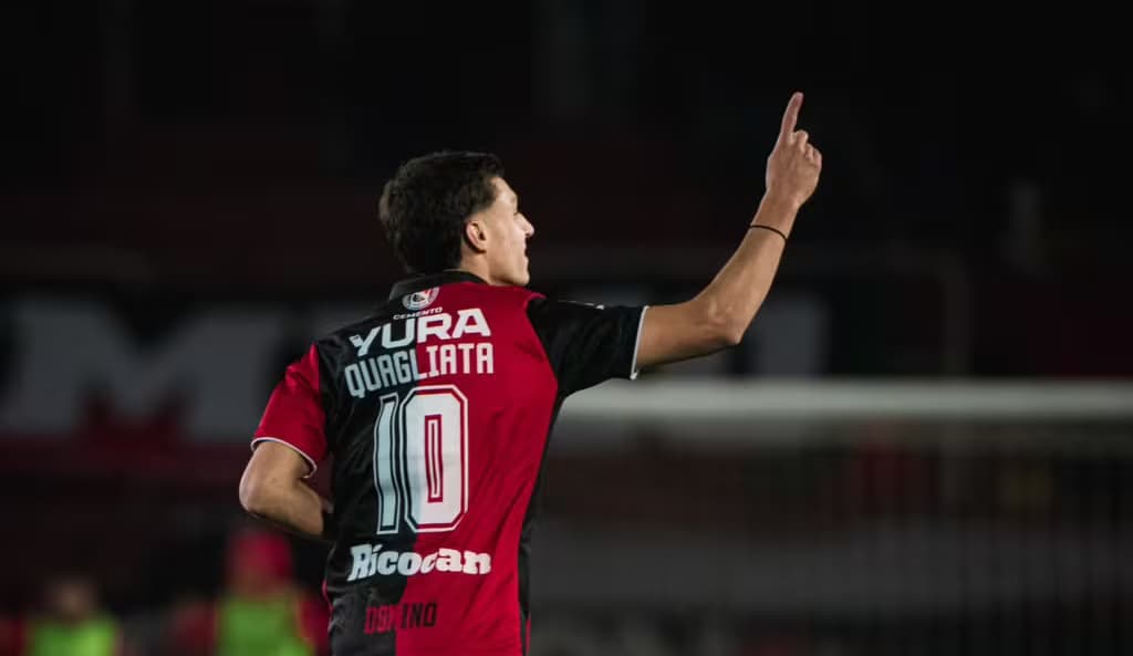 Nicolás Quagliata anota golazo de tiro libre en triunfo de Melgar sobre Sporting Cristal