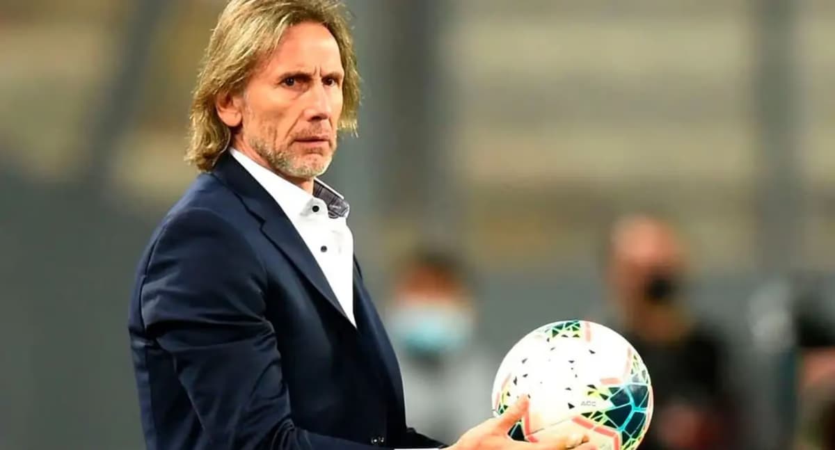 Ricardo Gareca pide a autoridades peruanas "un gesto de grandeza" para impulsar el deporte