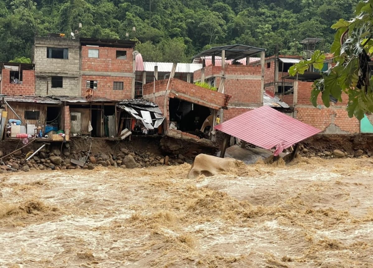 Gobierno declara emergencia en 22 regiones ante lluvias por El Niño