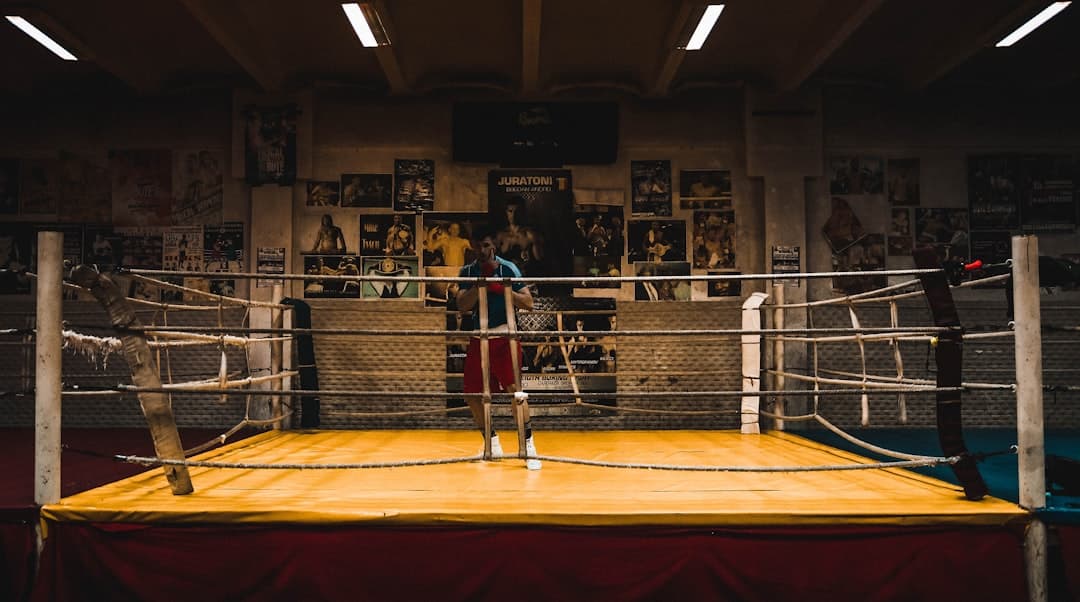 La Noche Dorada 2: boxeadores peruanos y streamers se enfrentan en Lima el 5 de septiembre