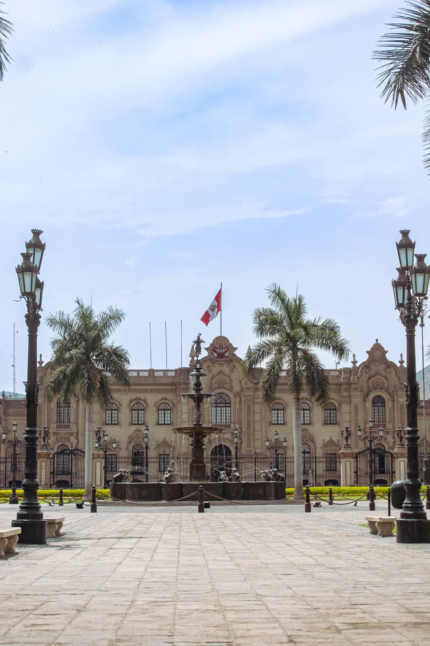 Sedapal programa corte de agua en siete distritos de Lima por mantenimiento preventivo