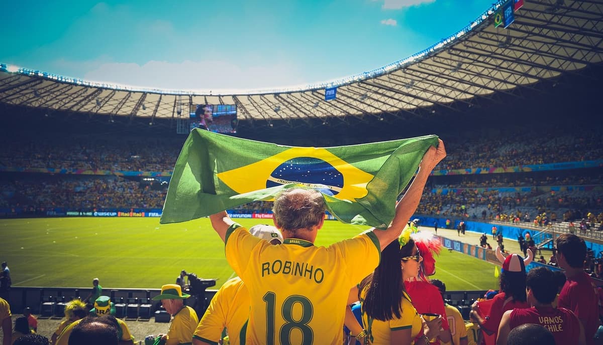 Noruega vence a Brasil y clasifica por primera vez a cuartos de final de un Mundial