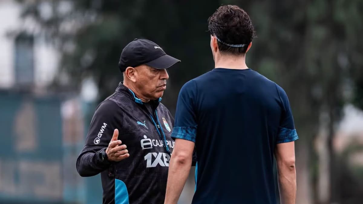 Roberto Mosquera pidió la salida de Irven Ávila de Sporting Cristal, según periodista