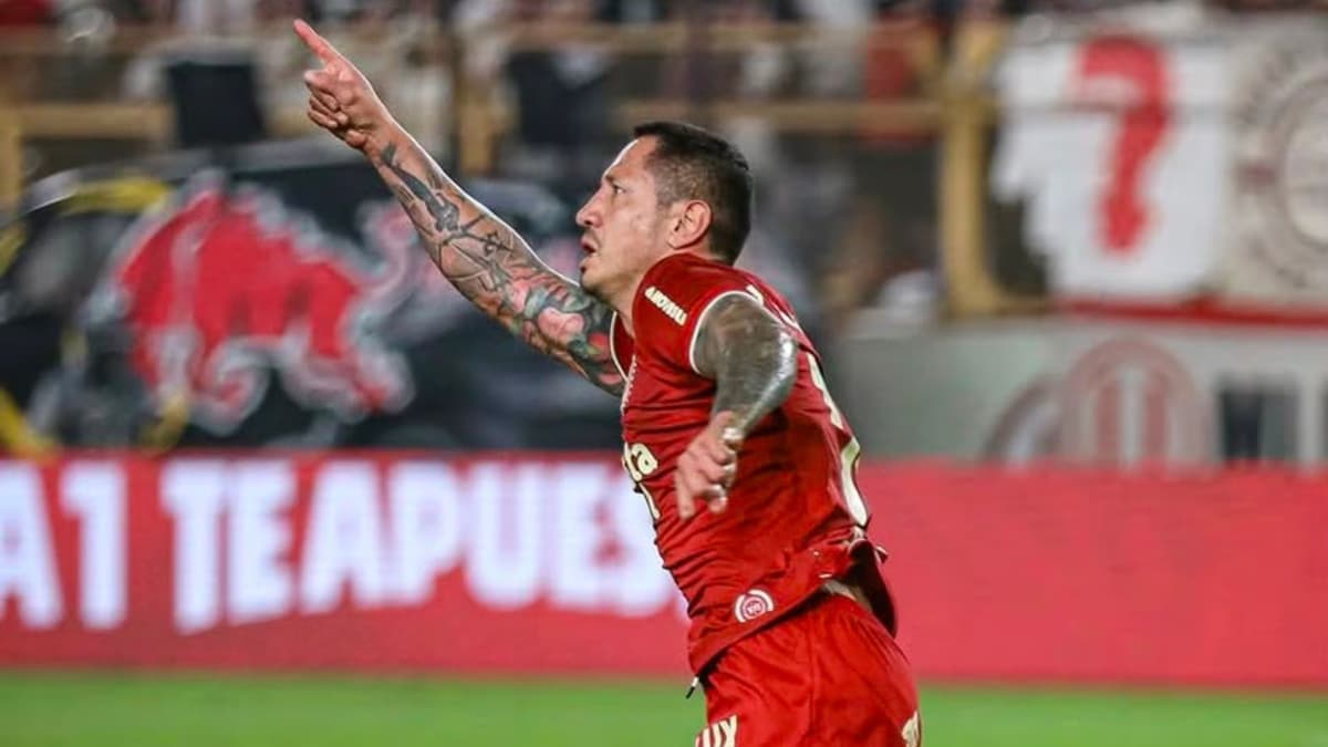 Serie A saluda el arranque goleador de Lapadula con Universitario: “¿Se escucha, ‘crema’?”